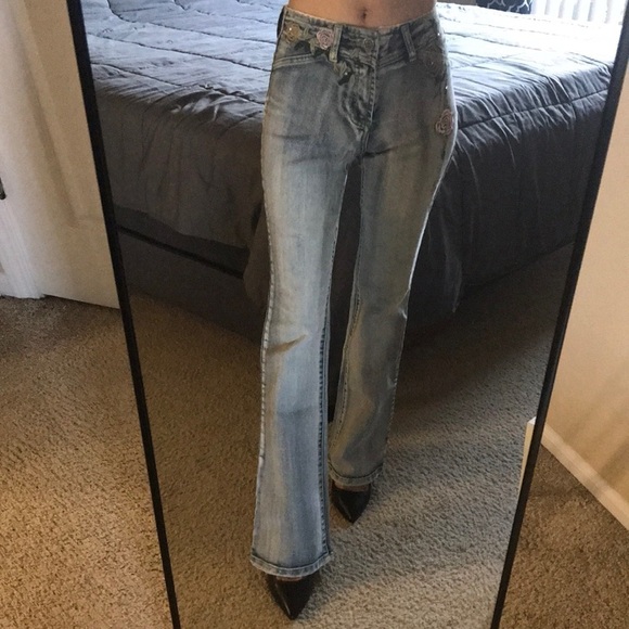 Flare Jeans - Picture 6 of 12